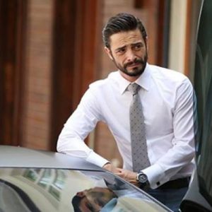 Oyuncu Ahmet Kural, Avukat sevgilisi Çağla Gizem Çelik ile ilişkisine