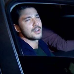 Kaan Yıldırım, Hadise’yle hakkında çıkan evlilik iddiaları sorulunca, “Arkadaşlar çok