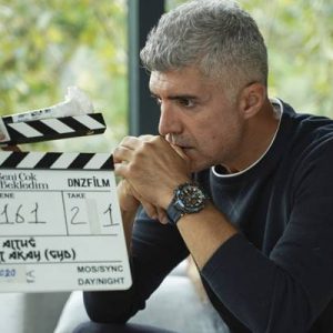 Star’ın yakında seyircisi ile buluşmaya hazırlanan yeni dizisi ‘Seni Çok