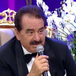Ünlü türkücü İbrahim Tatlıses, şair ve yazar Necdet Rüştü Efe’nin