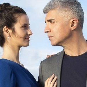 Başrollerinde Özcan Deniz ve İrem Helvacıoğlu’nun yer aldığı, yakın zamanda