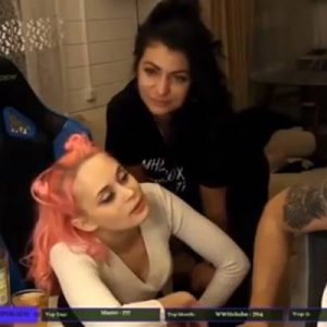 Stas Reeflay isimli bir Rus YouTuber, bir izleyicisinin para teklifi