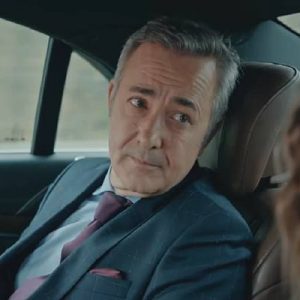 Yapımını Gold Film, yapımcılığını Faruk Turgut’un üstlendiği, başrollerini Hülya Avşar,