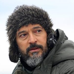 ‘Hekimoğlu’ dizisi final yapmaya hazırlanan Timuçin Esen’e ‘Mevlana’ teklifi. Kale