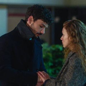 Ay Yapım imzalı ‘Menajerimi Ara’ dizisinin Şenay Gürler ve İbrahim