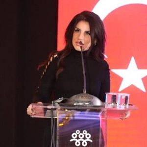 25 yıllık tecrübesi ve gerçekleştirdiği ses getiren birçok organizasyona imza