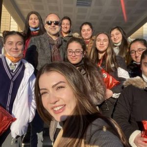 8 Mart Dünya Kadınlar Günün’de 50 kız çocuğuna tablet hediye