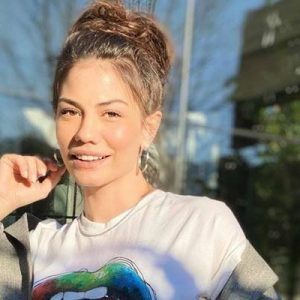 Yazın sinema filmi çekeceğini açıklayan oyuncu Demet Özdemir’in yeni projesinin