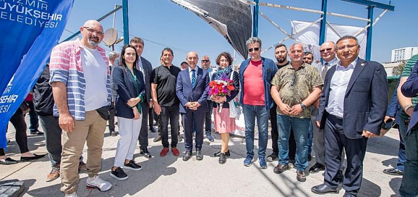 İzmir Büyükşehir Belediyesi'nin Türkiye'ye örnek “Tekne Bakım Malzemeleri Desteği Projesi”