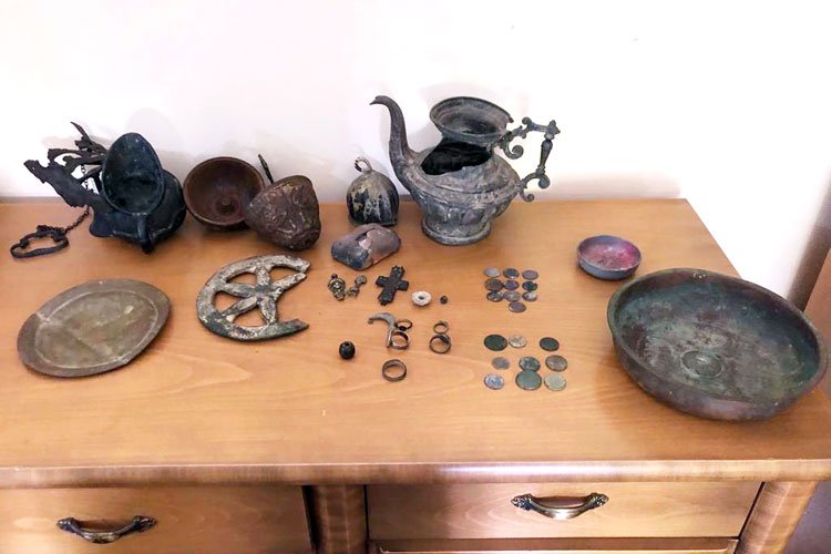 Konya merkezli 38 ilde gerçekleştirilen “Miras” operasyonu kapsamında, tarihi eser