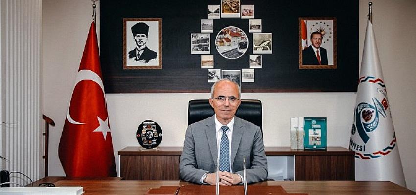 Çumra Belediye Başkanı Av. Recep Candan, Ramazan Bayramı dolayısıyla bir