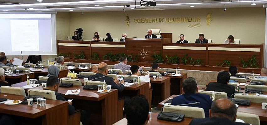 Karabağlar Belediye Meclisi'nin mayıs ayı ilk toplantısı ana hizmet binasındaki