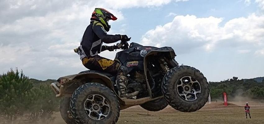 Bergama Belediyesi ev sahipliğinde gerçekleşen Türkiye Enduro ATV Şampiyonası'nın ilk