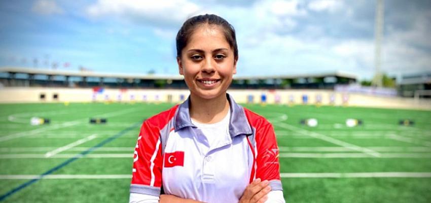 Okçuluk Milli Takımında bulunan Muğla Büyükşehir Belediyesi okçularından Hazal Burun