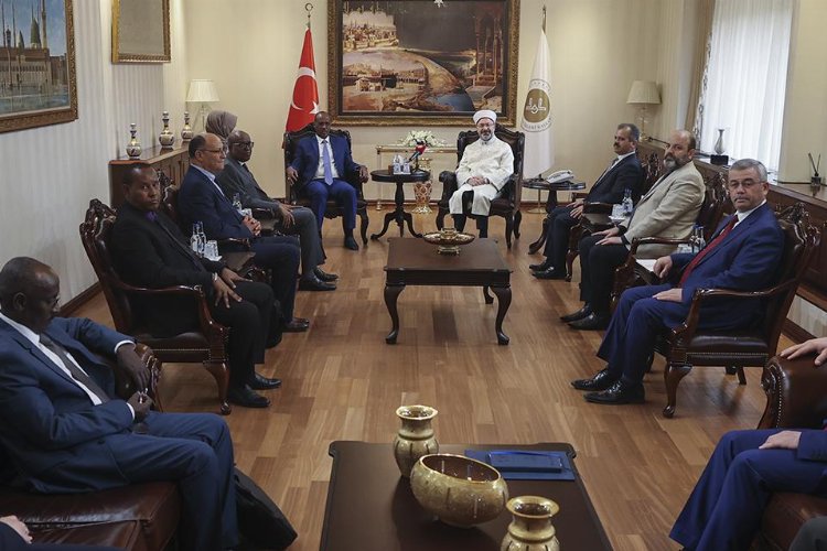 Diyanet İşleri Başkanı Erbaş, Cibuti Din İşleri ve Vakıflar Bakanı