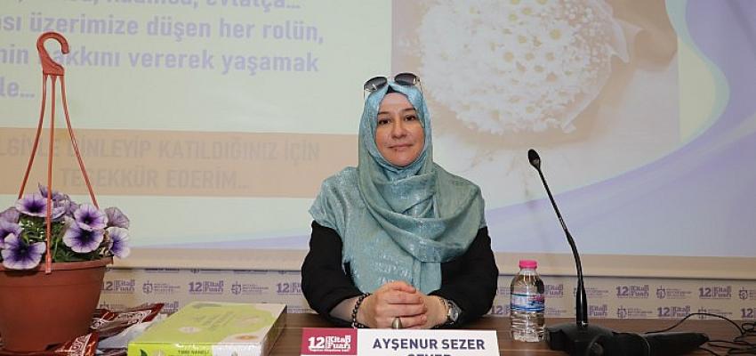 Kocaeli 12. Kitap Fuarı’na katılan yazar Sevda Kıdeyş, Milli Şair