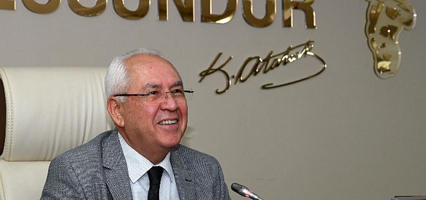 Karabağlar Belediyesi'nin mahallelerdeki sorunları, talepleri doğrudan muhtarlardan dinlemek ve bunlara