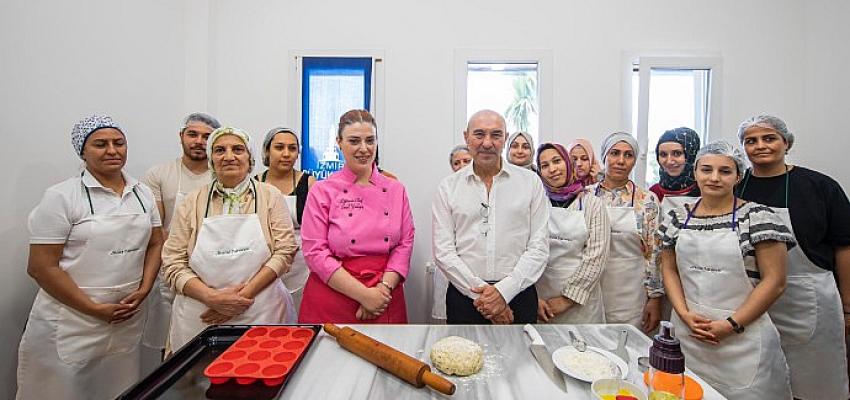 İzmir'in 14'üncü Masal Evi Bornova İnönü Mahallesi'nde açıldı İzmir Büyükşehir