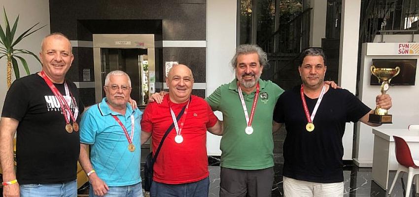 Briç Federasyonu’nun en önemli turnuvası olan Kulüpler Şampiyonası Batı Akdeniz
