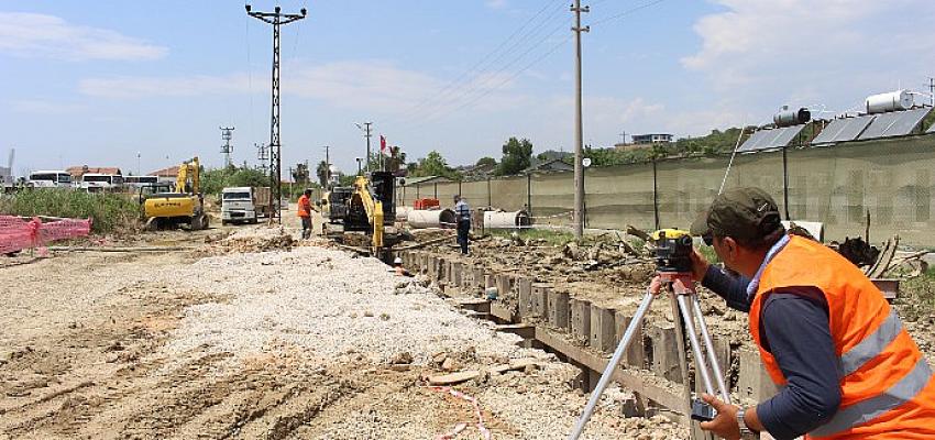 Antalya Büyükşehir Belediyesi ASAT Genel Müdürlüğü Manavgat’ın sahil şeridinde kanalizasyon