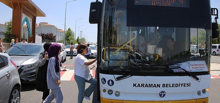 Karaman Belediyesi, Yükseköğretim Kurumları Sınavı’nın (YKS) ikinci gününde de öğrencileri