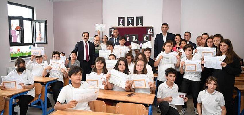 Yüz yüze eğitimle tamamlanan 2021-2022 eğitim-öğretim yılının son zili çaldı.