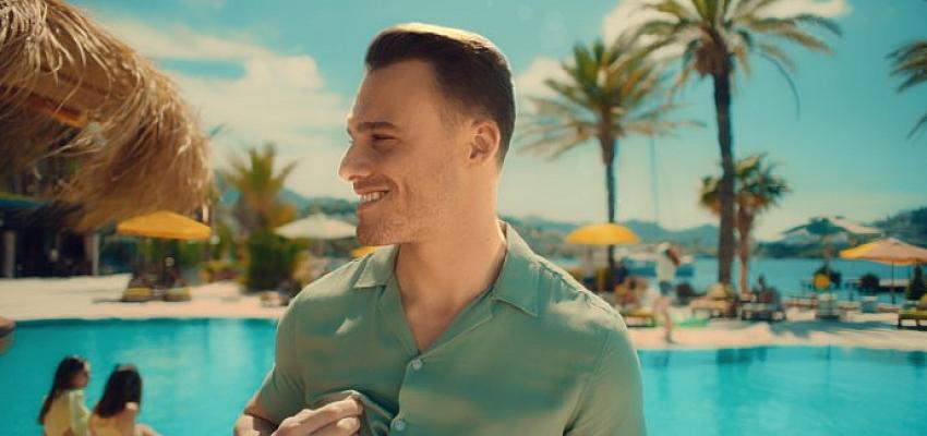 Lipton Ice Tea, Türkiye’nin en sevilen oyuncularından Kerem Bürsin ile