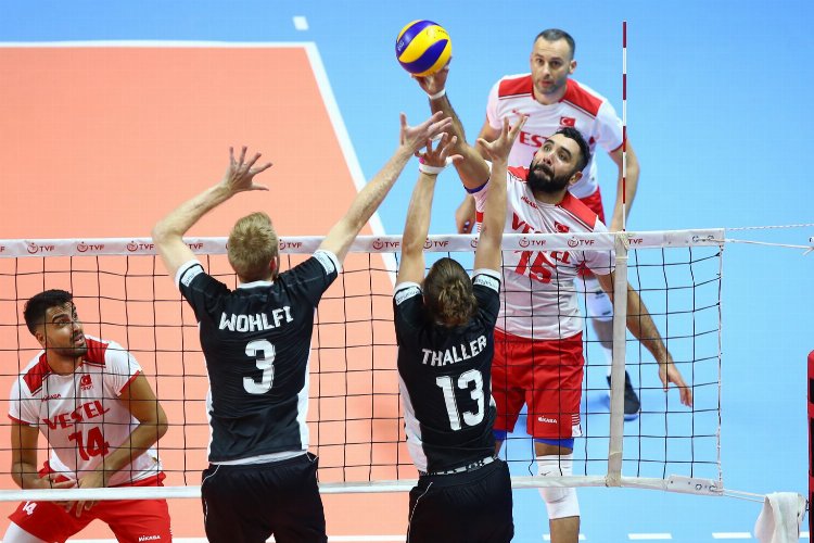 AXA Sigorta Efeler Ligi’nde mücadele eden Bursa Büyükşehir Belediyespor, 2022-2023
