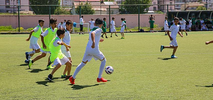 Sivas Belediyesi'nin her yıl gençler ve çocuklar için geleneksel olarak