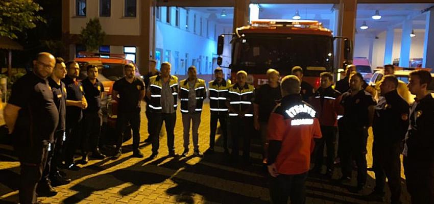 Büyükşehir Belediyesi Başkanı Tahir Büyükakın’ın talimatıyla İtfaiyemizden 5 araç 14