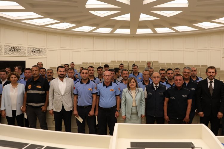 Gaziantep Büyükşehir Belediye Başkanı Fatma Şahin, Burç Ormanı’nda meydana gelen