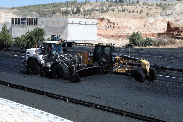 Gaziantep Büyükşehir Belediye Başkanı Fatma Şahin, Tarsus-Adana-Gaziantep Otoyolu (TAG) Gaziantep