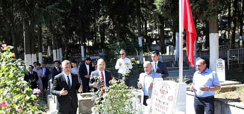 Gölcük’te 15 Temmuz Demokrasi ve Milli Birlik Günü münasebetiyle şehitler