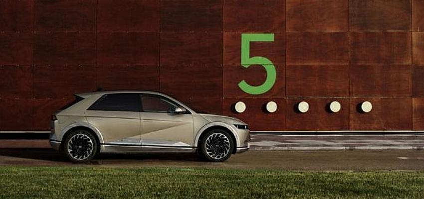 IONIQ 5, Amerikan IIHS çarpışma testlerinde en yüksek skor olan