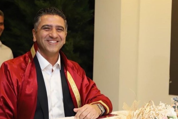 İzmir'de Menderes Belediye Başkanı Mustafa Kayalar ve Belediye Meclis Üyesi