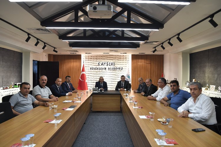 Kayseri Büyükşehir Belediye Başkanı Dr. Memduh Büyükkılıç, Milliyetçi Hareket Partisi