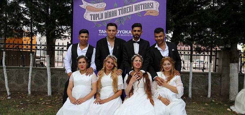 Kocaeli Büyükşehir Belediyesi’nin düzenlediği Roman Toplu nikâh töreninde 36 çift