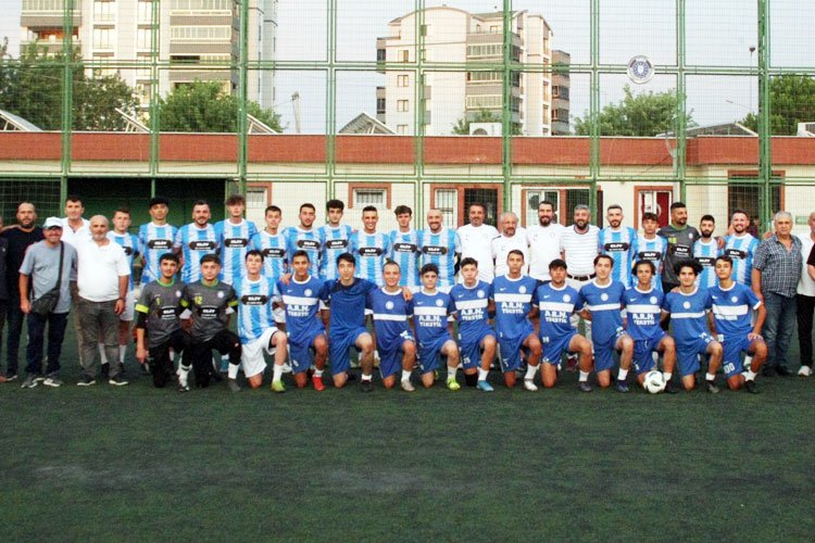 Bursa’nın köklü kulüplerinden Barbarosspor 2022-2023 sezonunu açtı. BURSA (İGFA) -