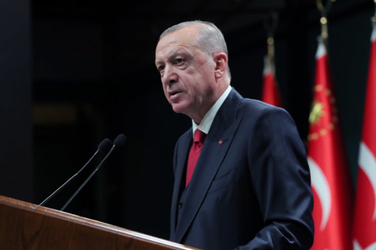 Cumhurbaşkanı Recep Tayyip Erdoğan, Kocaeli'nde toplu açılış töreninde açıklamalar yapıyor.