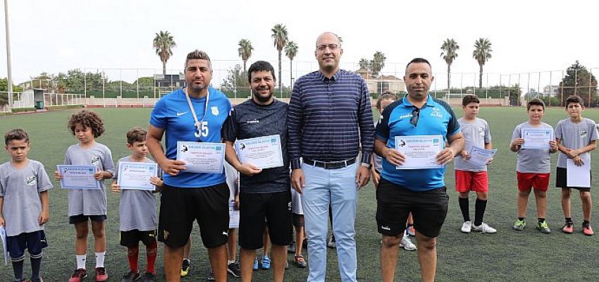 Narlıdere Belediyesi’nin yaz dönemi için açtığı ‘Temel Spor Eğitimi ve