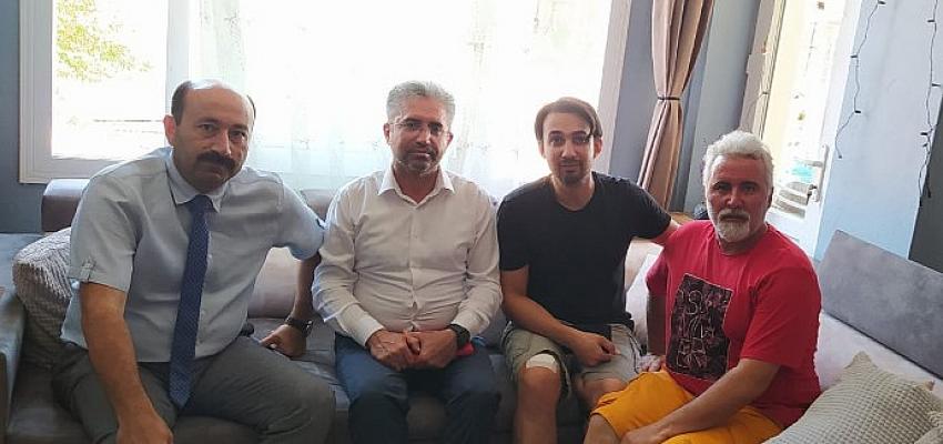 İzmir’in Foça ilçesinde görevli Acil Tıp Teknisyeni Kaan Kanat, görev