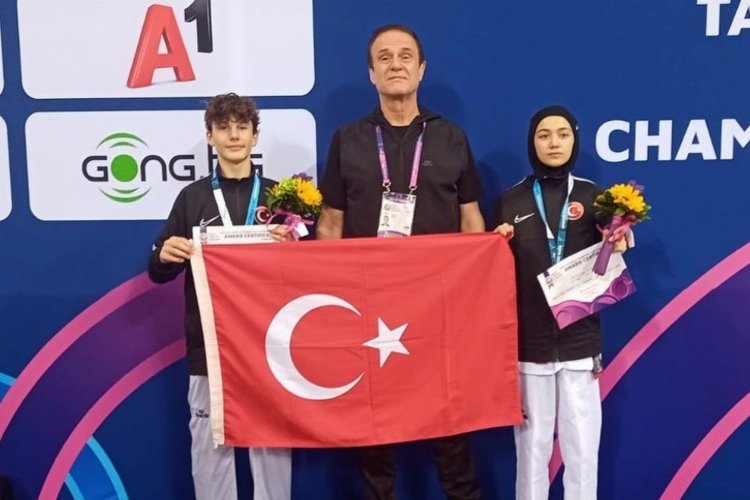 Kocaeli Büyükşehir Kağıtspor’lu Esila, taekwondoda dünya ikincisi olarak gümüş madalya
