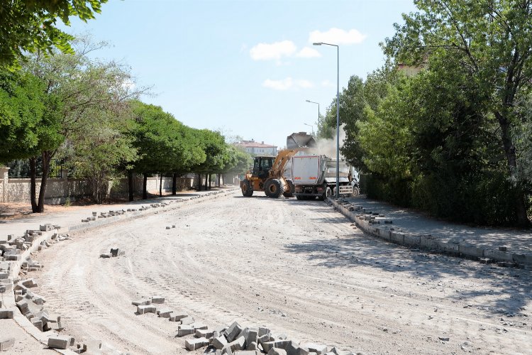 2000 Evler Mahallesi TOKİ Konutları bölgesinde Nevşehir Belediyesi tarafından altyapı