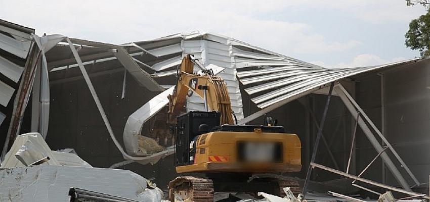 Kaçak yapılarla mücadeleyi aralıksız sürdüren Nilüfer Belediyesi, Yaylacık Mahallesi’nde tarım