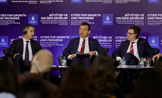 Avrupa Şehirler Birliği üyesi kentlerin belediye başkanları, YSK üyelerine hakaret