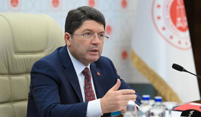 Adalet Bakanı Tunç, sahte elektronik imzalarla kamu sistemlerine sızanlara karşı